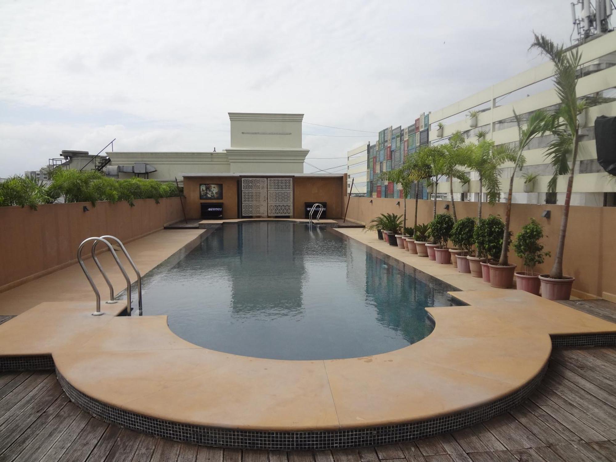 Tuli Imperial Hotel Nagpur Buitenkant foto