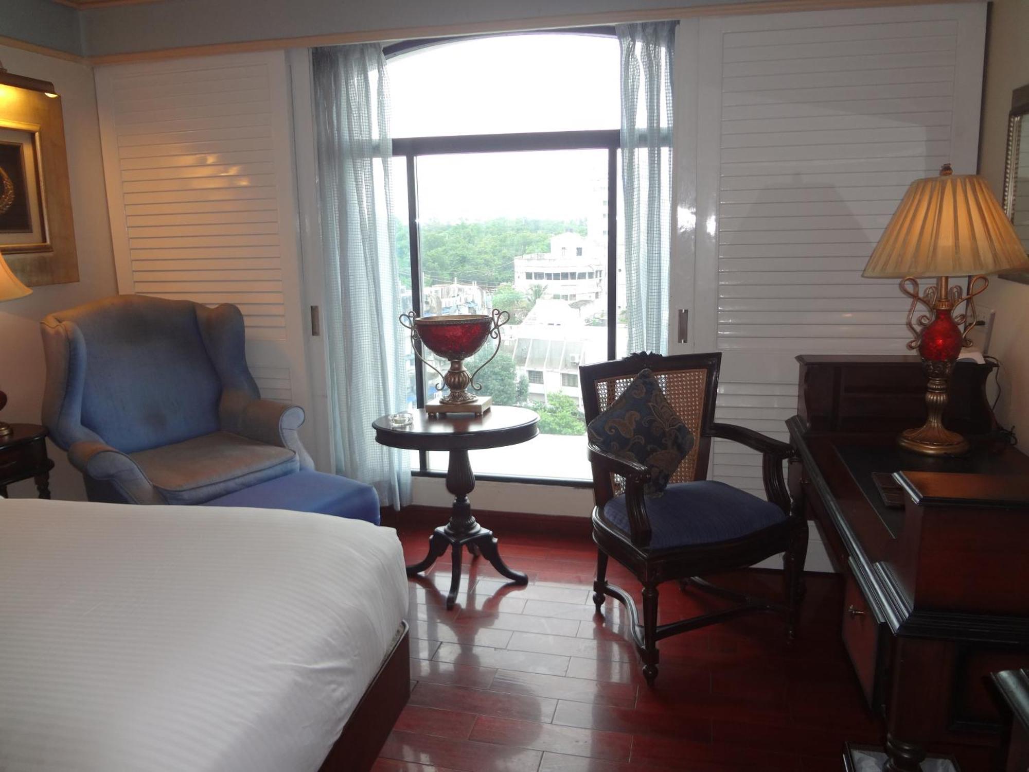 Tuli Imperial Hotel Nagpur Buitenkant foto