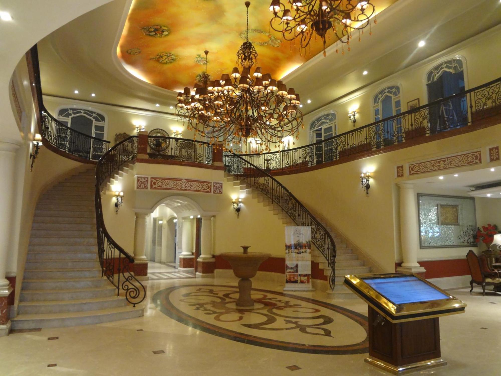 Tuli Imperial Hotel Nagpur Buitenkant foto