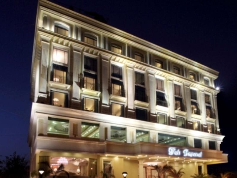 Tuli Imperial Hotel Nagpur Buitenkant foto