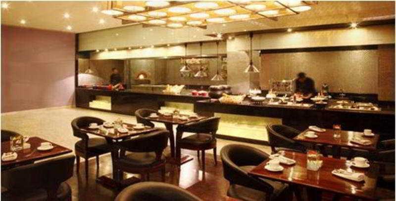 Tuli Imperial Hotel Nagpur Buitenkant foto