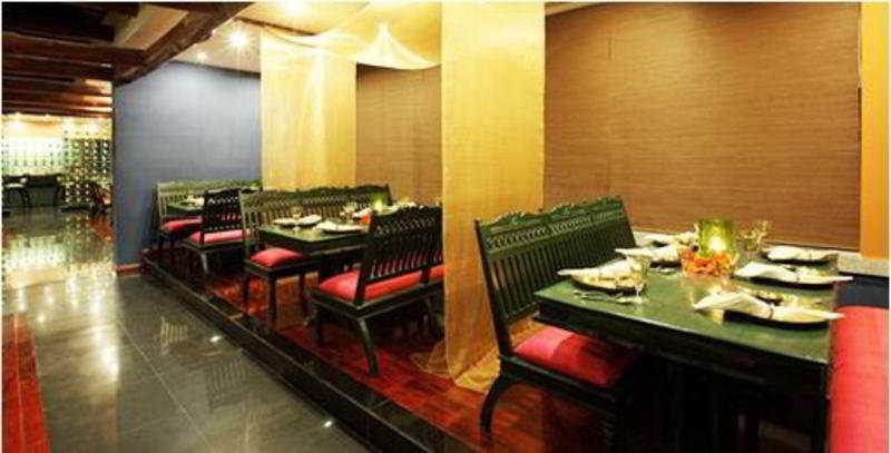 Tuli Imperial Hotel Nagpur Buitenkant foto