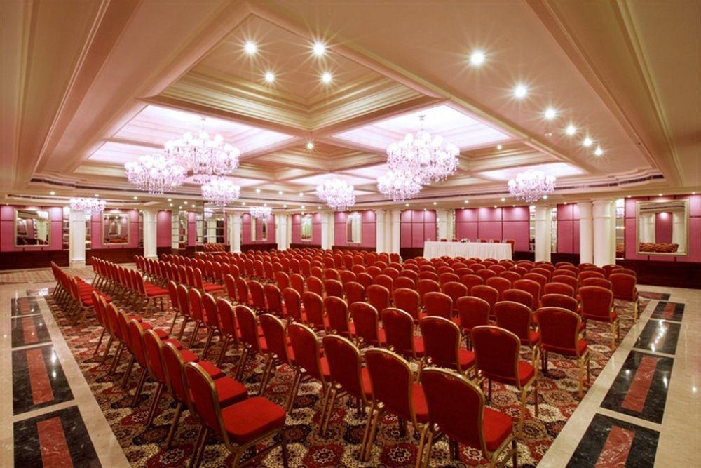 Tuli Imperial Hotel Nagpur Buitenkant foto