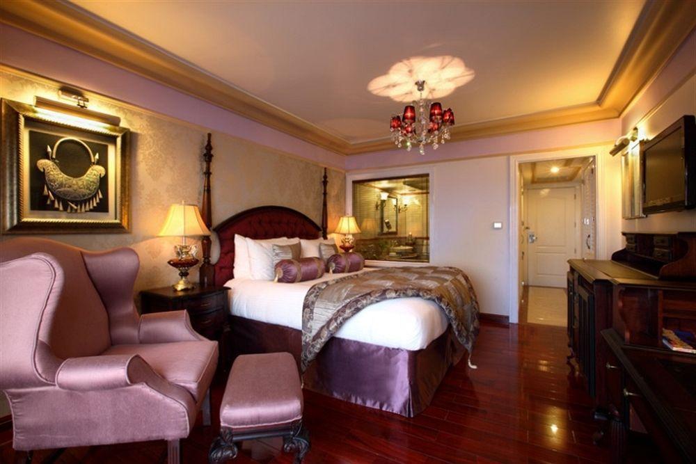 Tuli Imperial Hotel Nagpur Buitenkant foto