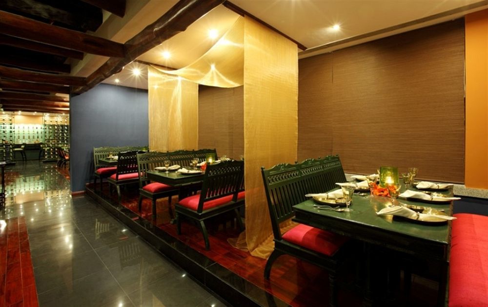 Tuli Imperial Hotel Nagpur Buitenkant foto