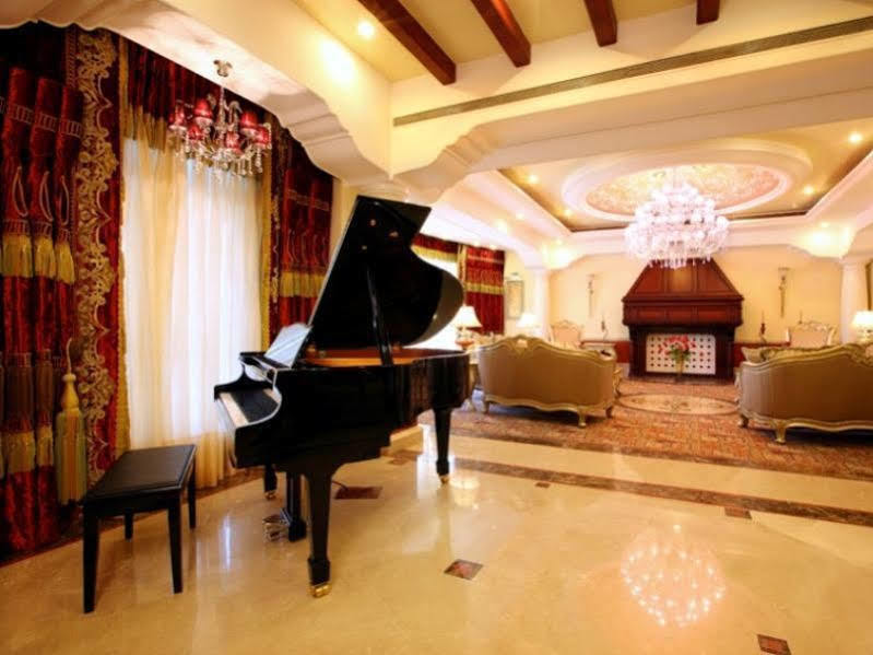 Tuli Imperial Hotel Nagpur Buitenkant foto